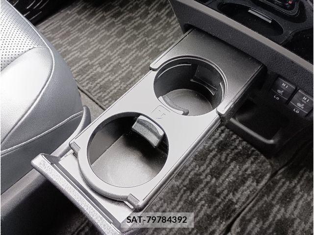 Toyota ESQUIRE 2015-07 8685510-15