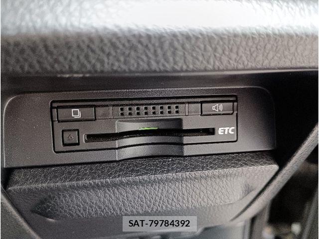 Toyota ESQUIRE 2015-07 8685510-23