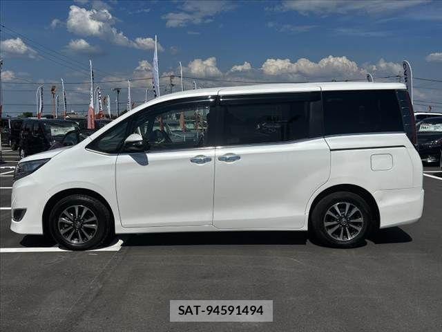 Toyota ESQUIRE 2019-08 8685508-11