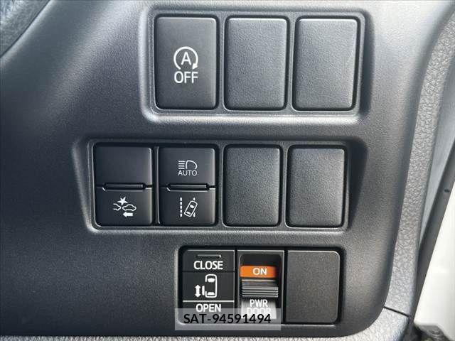 Toyota ESQUIRE 2019-08 8685508-4
