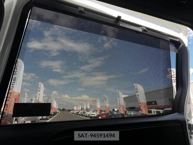 Toyota ESQUIRE 2019-08 8685508-6