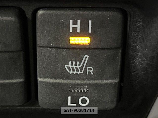 Toyota ESQUIRE 2018-06 8685507-5