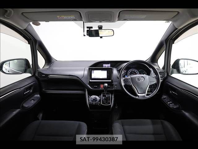 Toyota ESQUIRE 2015-06 8685509-2
