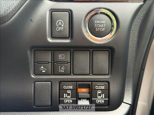 Toyota ESQUIRE 2020-04 8741953-3