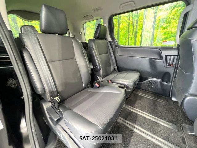 Toyota ESQUIRE 2015-09 8780119-8