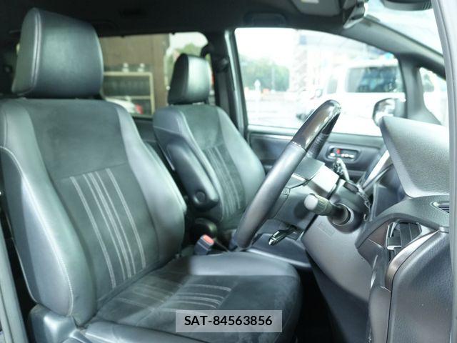 Toyota ESQUIRE 2019-09 8780120-18