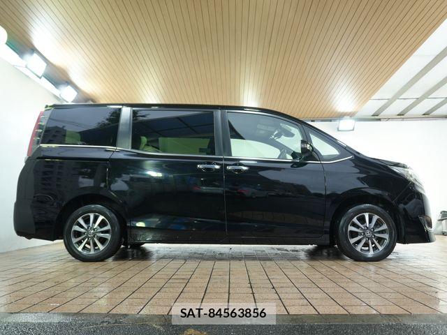 Toyota ESQUIRE 2019-09 8780120-6