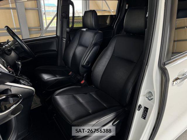 Toyota ESQUIRE 2017-12 8780121-9