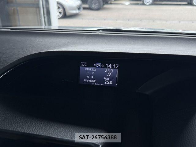 Toyota ESQUIRE 2017-12 8780121-27