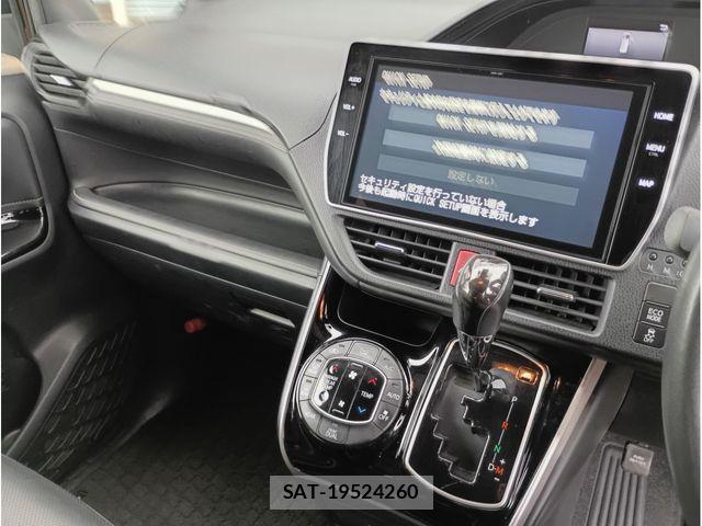 Toyota ESQUIRE 2018-09 8795879-6