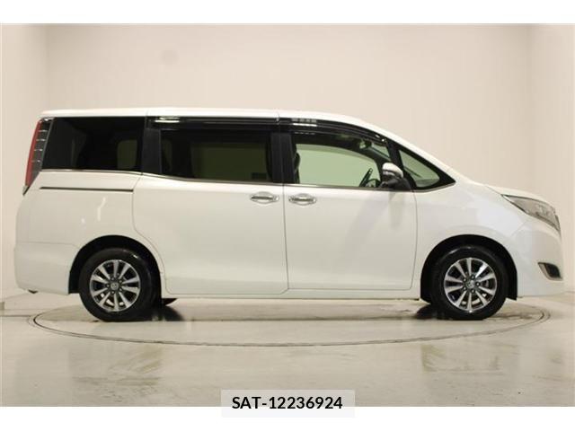 Toyota ESQUIRE 2019-09 8828923-12