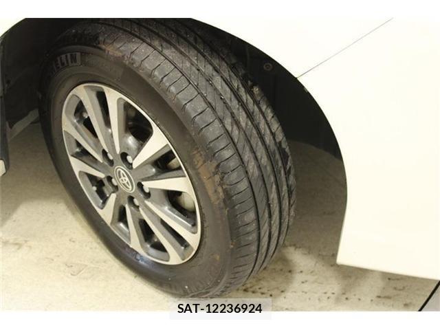 Toyota ESQUIRE 2019-09 8828923-27