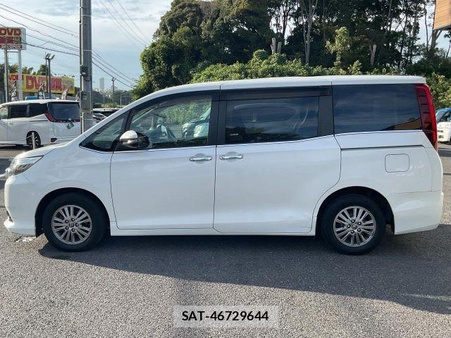 Toyota ESQUIRE 2016-08 8848891-15