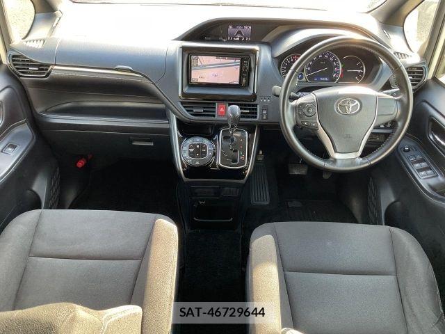 Toyota ESQUIRE 2016-08 8848891-1