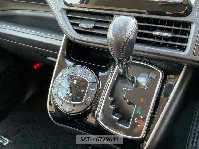 Toyota ESQUIRE 2016-08 8848891-24