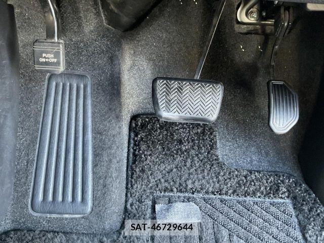 Toyota ESQUIRE 2016-08 8848891-25