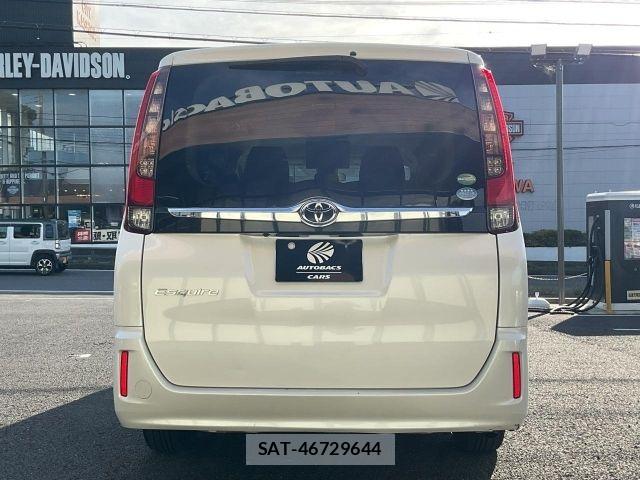 Toyota ESQUIRE 2016-08 8848891-4