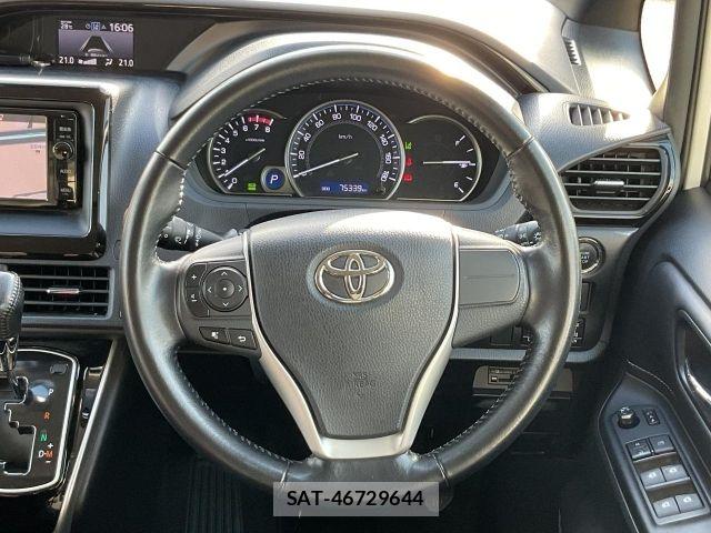 Toyota ESQUIRE 2016-08 8848891-7