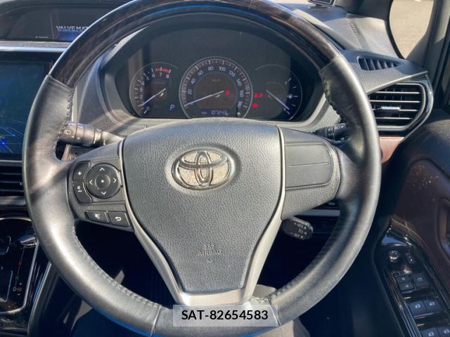 Toyota ESQUIRE 2017-11 8847885-13