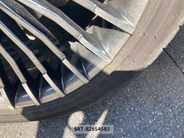 Toyota ESQUIRE 2017-11 8847885-7