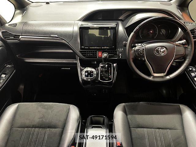 Toyota ESQUIRE 2021-01 8847884-1
