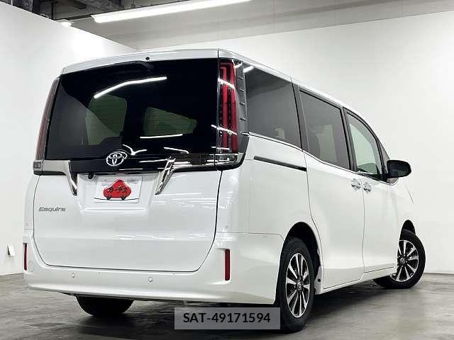 Toyota ESQUIRE 2021-01 8847884-2