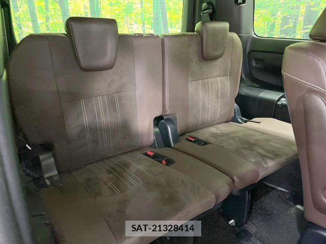 Toyota ESQUIRE 2019-08 8879636-10