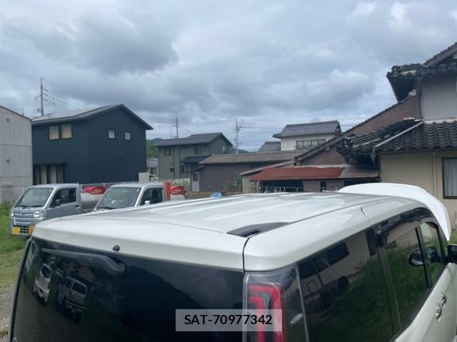 Toyota ESQUIRE 2017-09 8879644-10