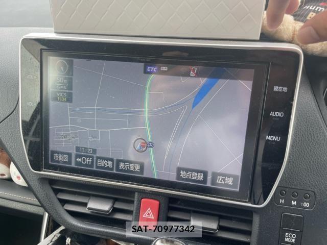 Toyota ESQUIRE 2017-09 8879644-24