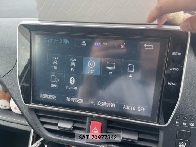 Toyota ESQUIRE 2017-09 8879644-25