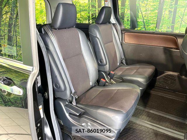 Toyota ESQUIRE 2015-12 8879641-9