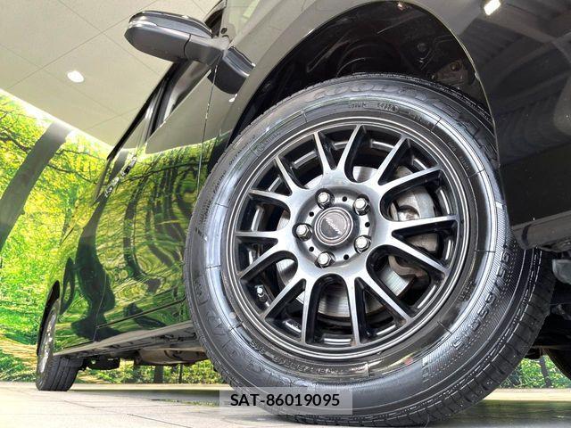 Toyota ESQUIRE 2015-12 8879641-13