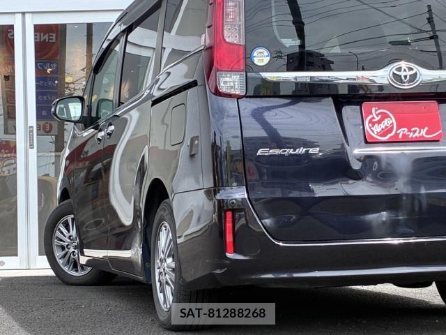 Toyota ESQUIRE 2015-09 8879643-14