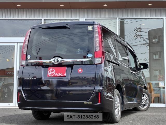 Toyota ESQUIRE 2015-09 8879643-15