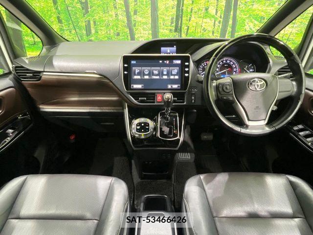 Toyota ESQUIRE 2017-07 8883588-1
