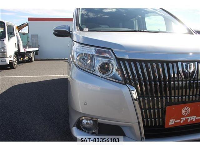 Toyota ESQUIRE 2015-03 8883590-23