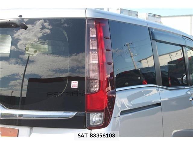 Toyota ESQUIRE 2015-03 8883590-28