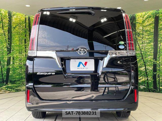 Toyota ESQUIRE 2017-07 8883589-15