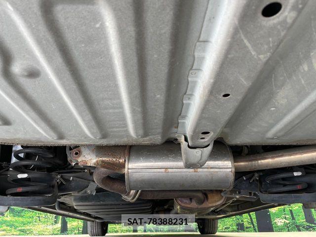 Toyota ESQUIRE 2017-07 8883589-18