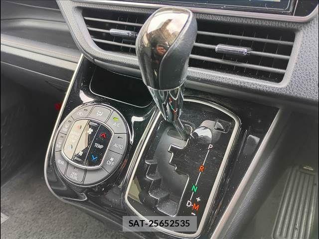 Toyota ESQUIRE 2017-07 4323528-10