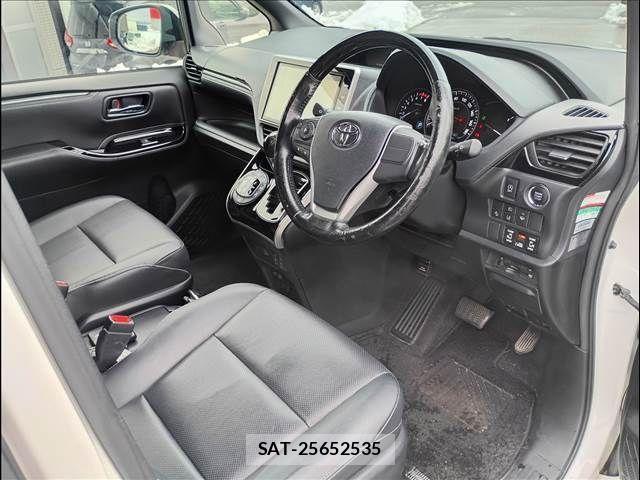 Toyota ESQUIRE 2017-07 4323528-17