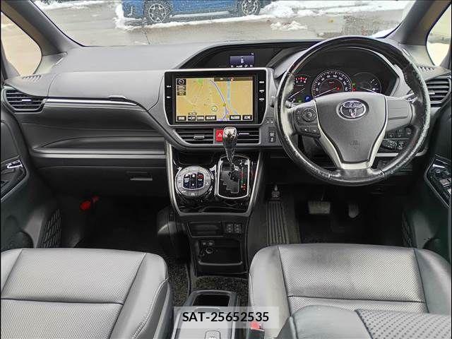 Toyota ESQUIRE 2017-07 4323528-1