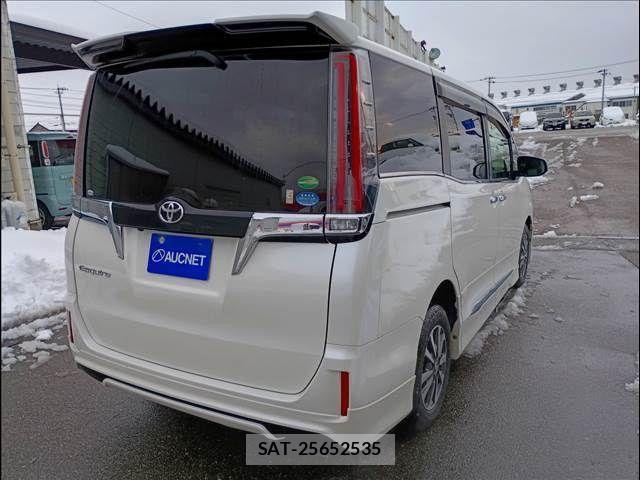 Toyota ESQUIRE 2017-07 4323528-2