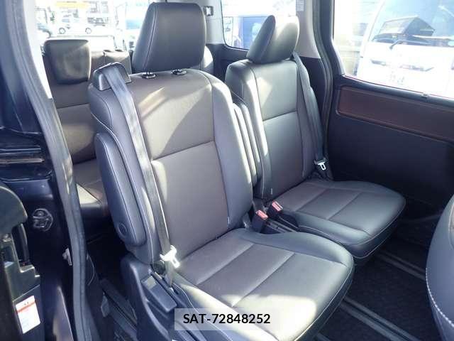 Toyota ESQUIRE 2015-01 5867299-12