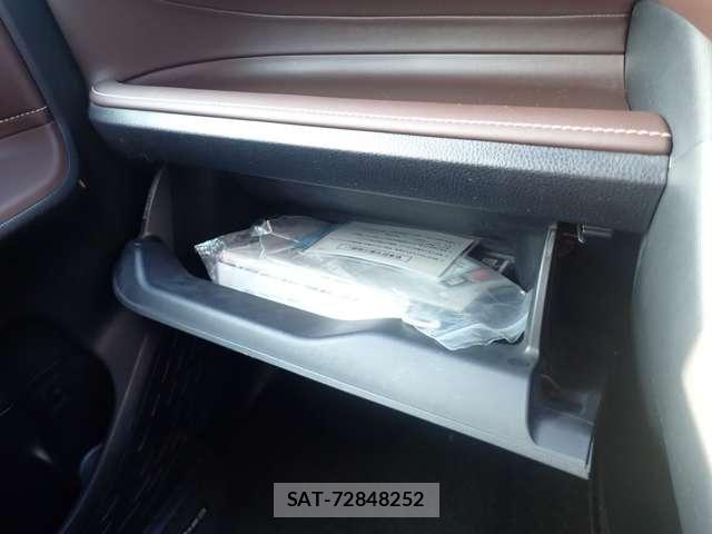 Toyota ESQUIRE 2015-01 5867299-15