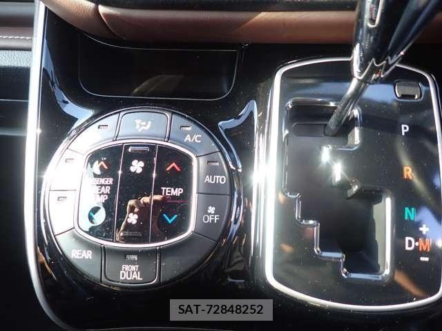 Toyota ESQUIRE 2015-01 5867299-21