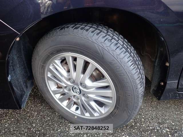Toyota ESQUIRE 2015-01 5867299-28
