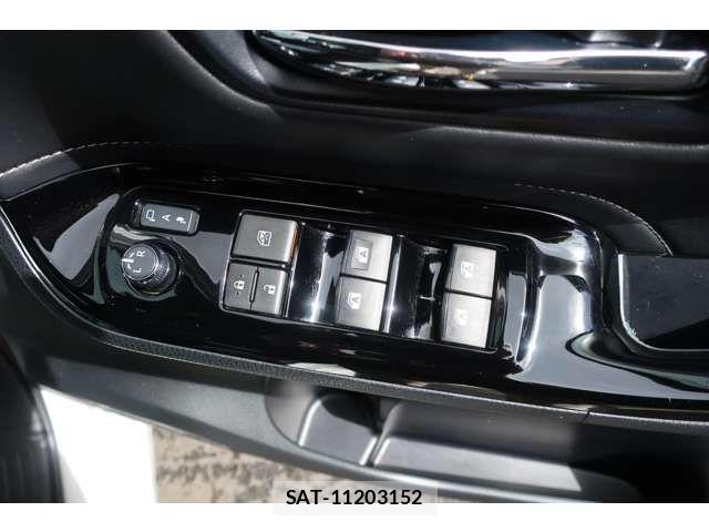 Toyota ESQUIRE 2017-07 6214359-19