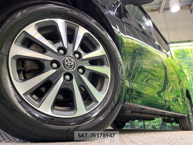 Toyota ESQUIRE 2017-07 6611738-13