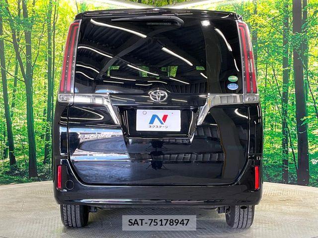 Toyota ESQUIRE 2017-07 6611738-15